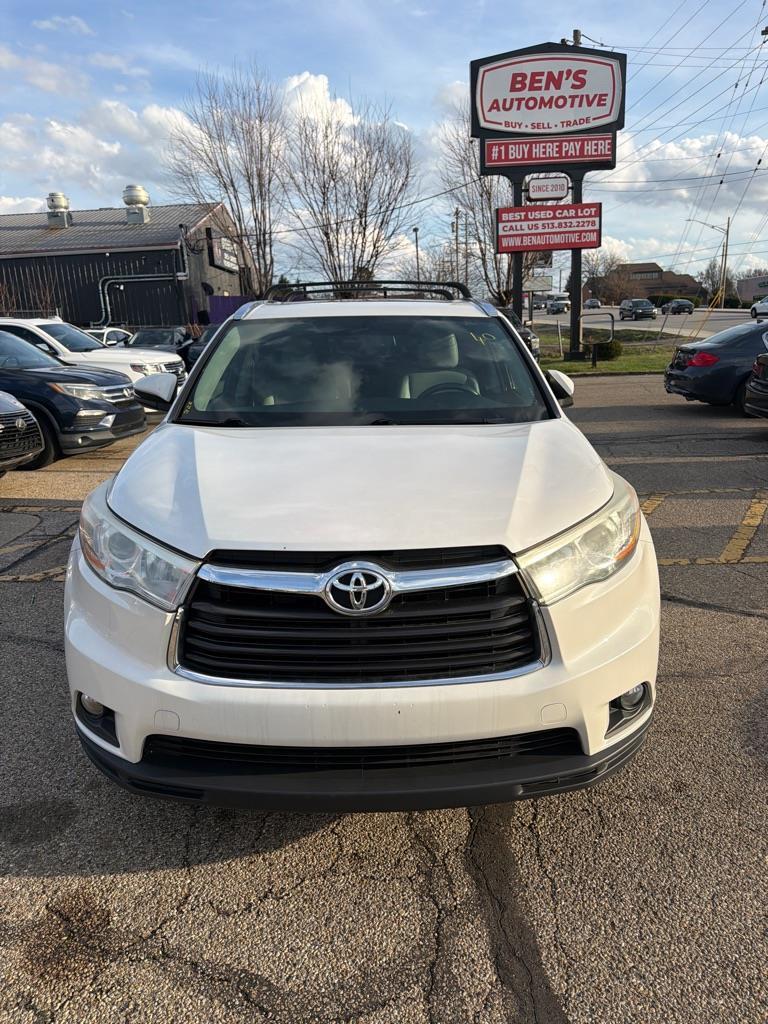Toyota Highlander XLE FWD V6 2016
