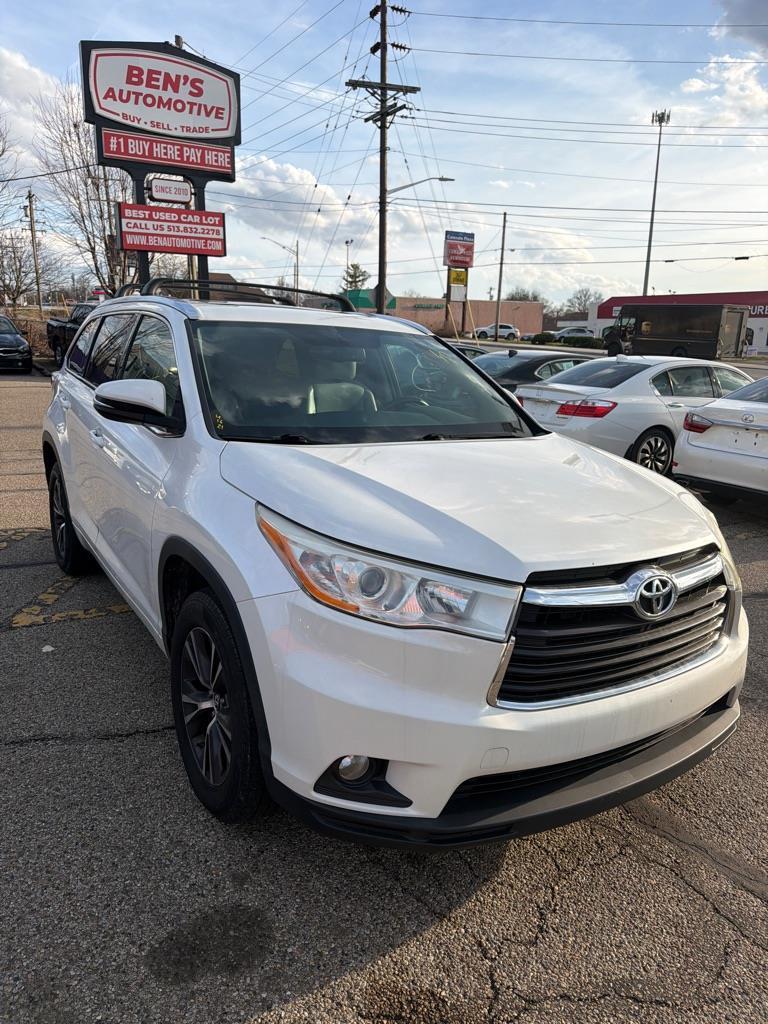 Toyota Highlander XLE FWD V6 2016
