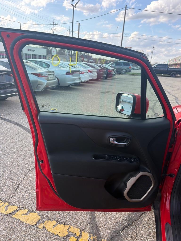 Jeep Renegade Latitude 4WD 2016