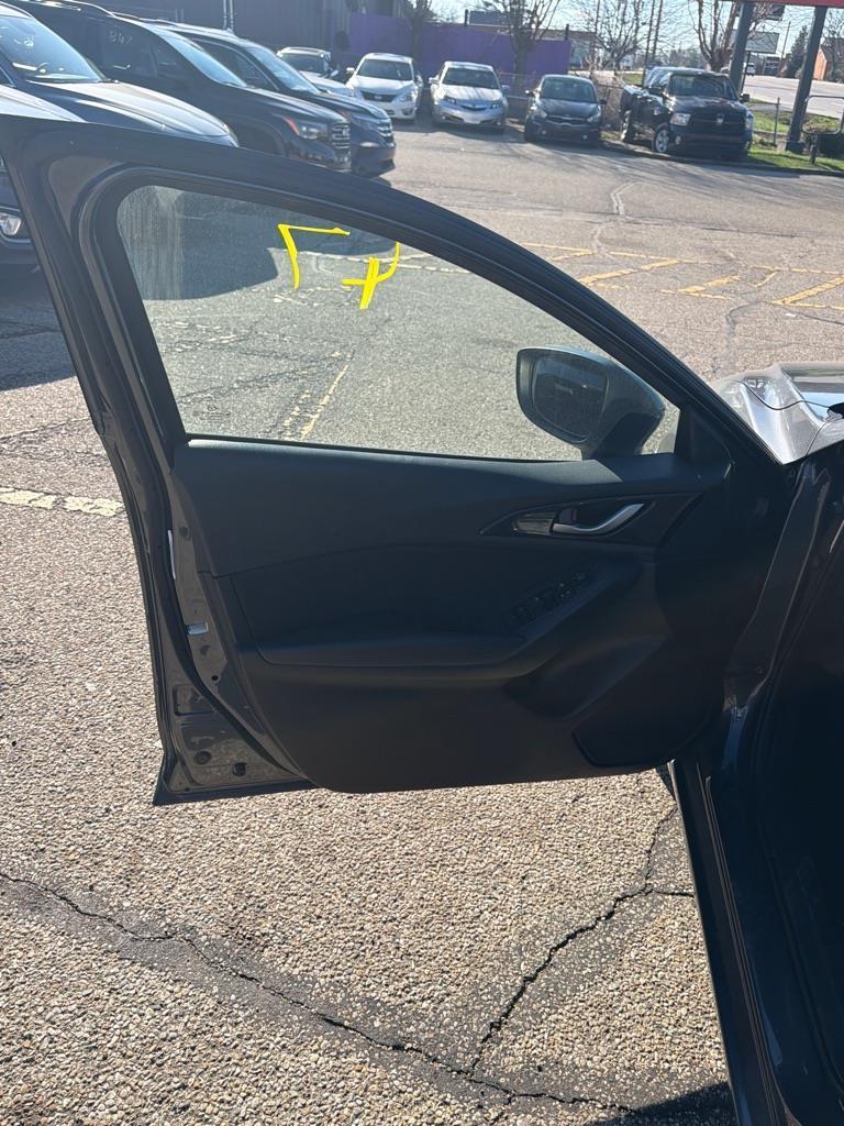 Mazda MAZDA3 i Sport AT 4-Door 2016