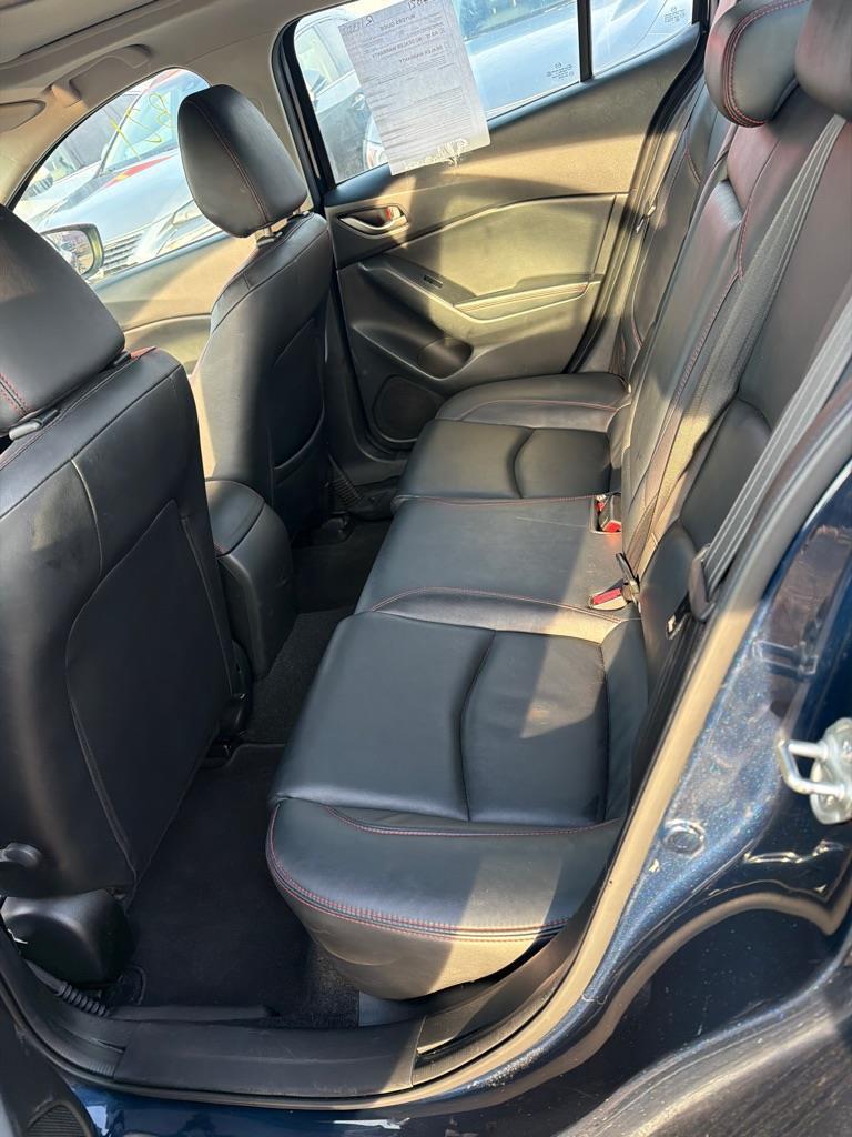 Mazda MAZDA3 I Grand Touring AT 4-Door 2015