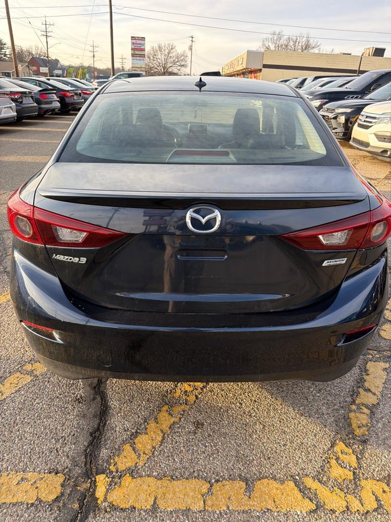 Mazda MAZDA3 I Grand Touring AT 4-Door 2015