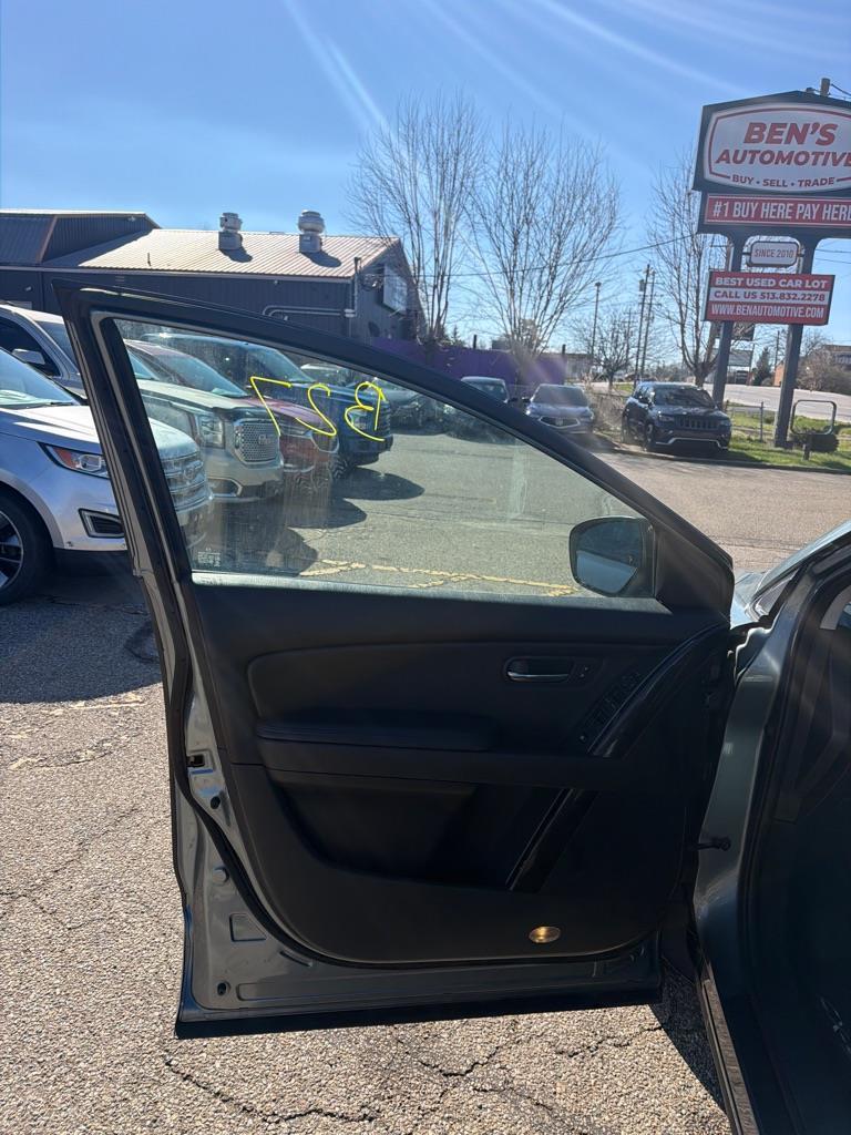 Mazda CX-9 Touring AWD 2012