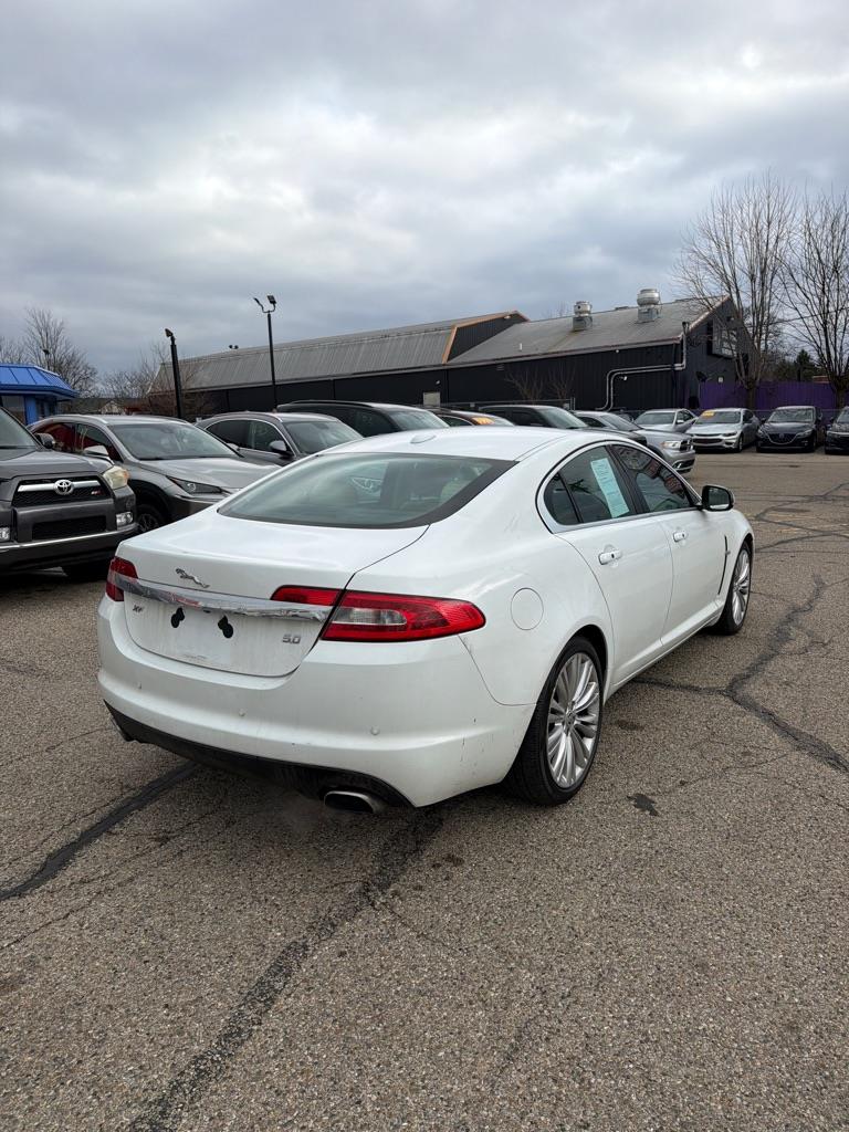 Jaguar XF-Series XF Premium 2011