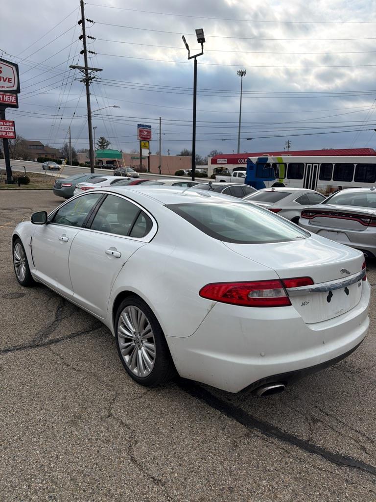 Jaguar XF-Series XF Premium 2011