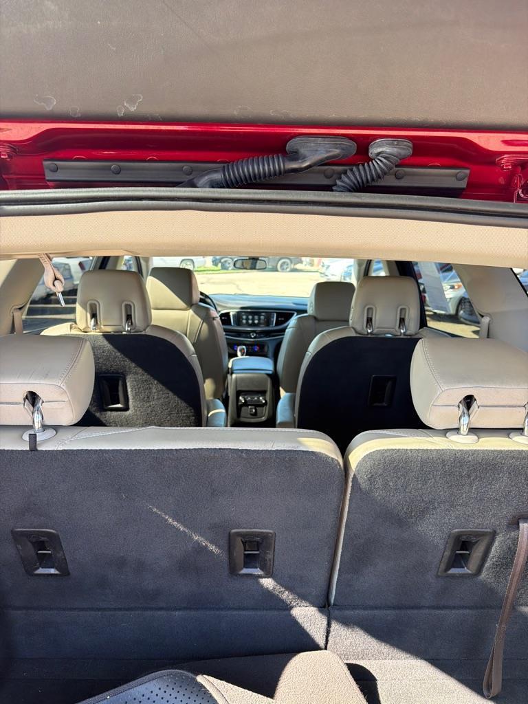 Buick Enclave Essence FWD 2018