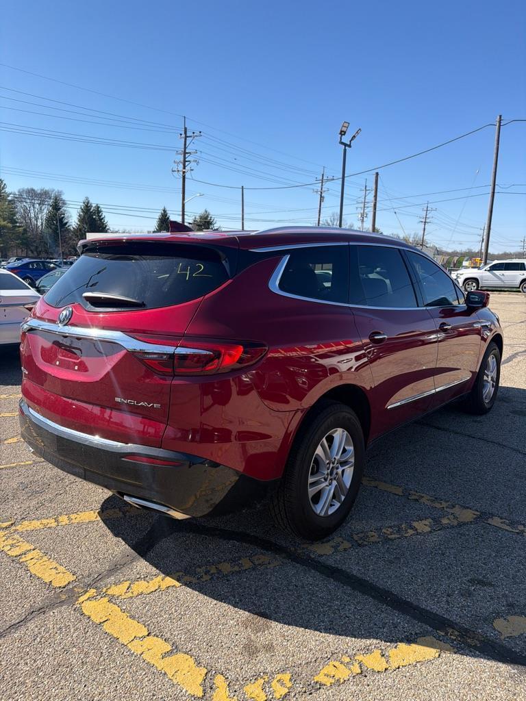 Buick Enclave Essence FWD 2018