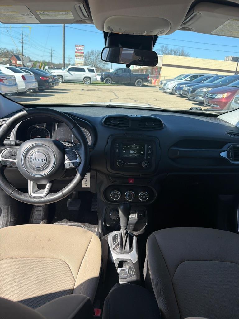 Jeep Renegade Latitude 4WD 2015