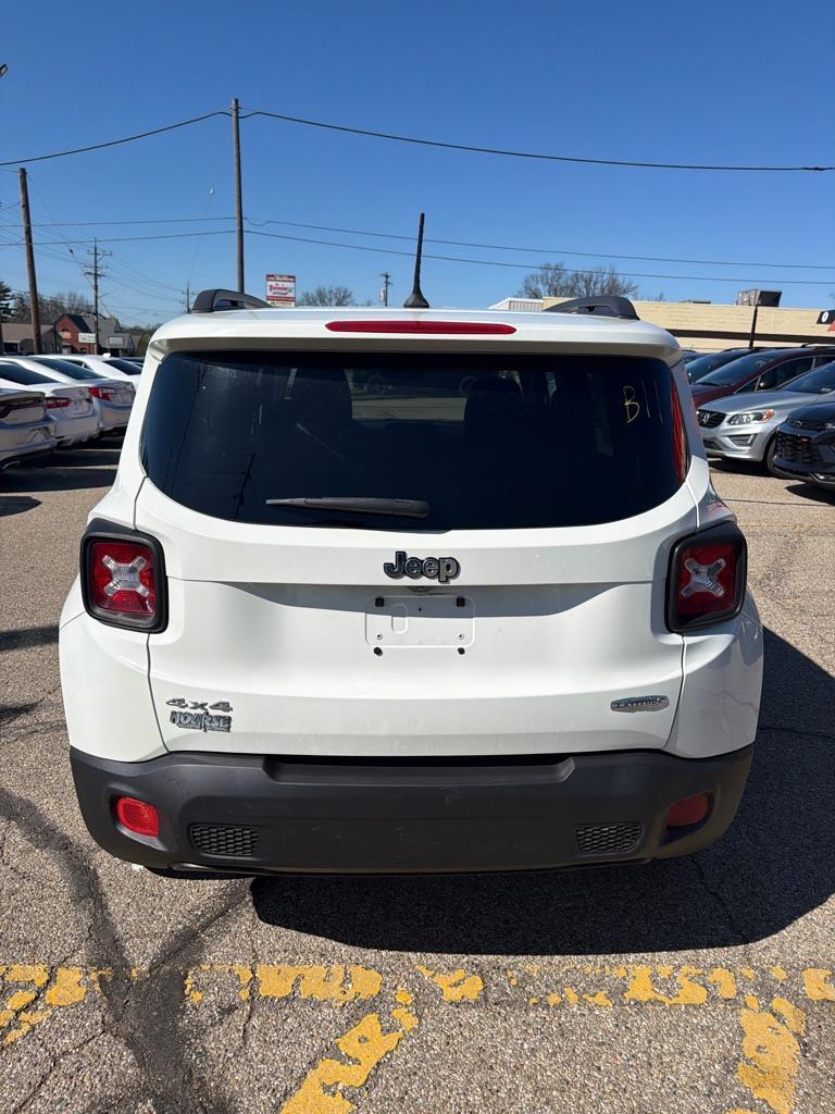 Jeep Renegade Latitude 4WD 2015