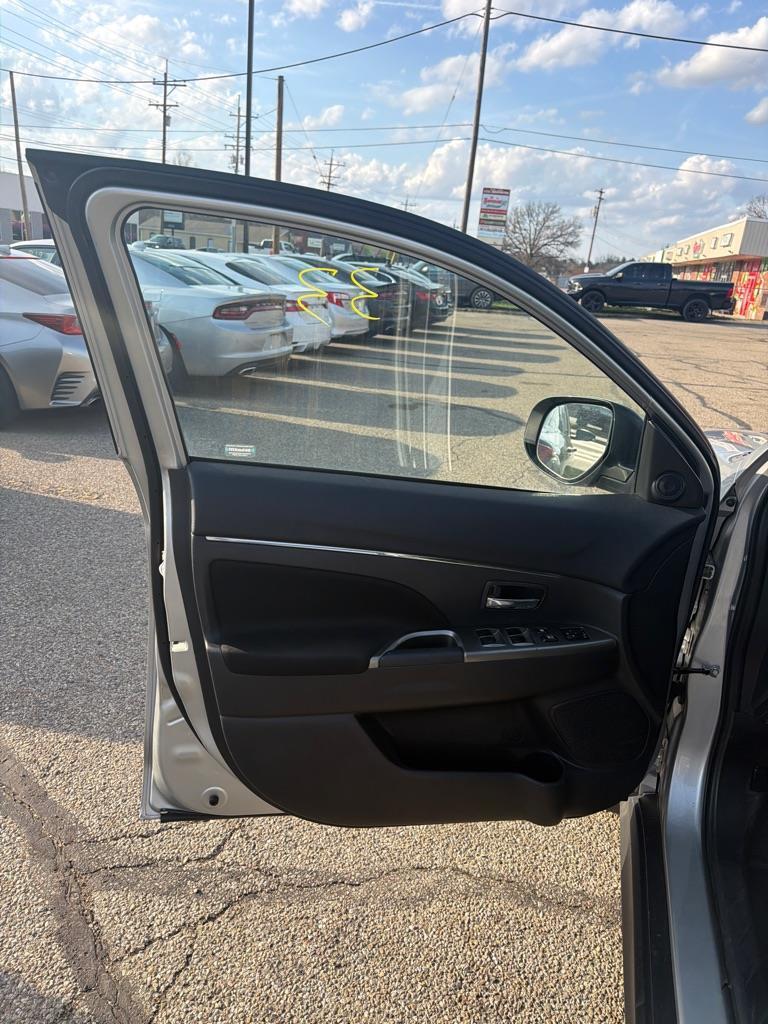 Mitsubishi Outlander Sport 2.0 SE CVT 2021