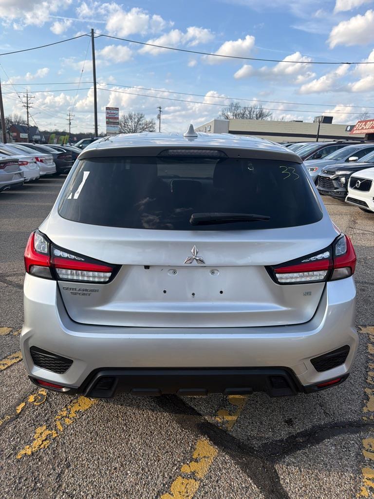 Mitsubishi Outlander Sport 2.0 SE CVT 2021