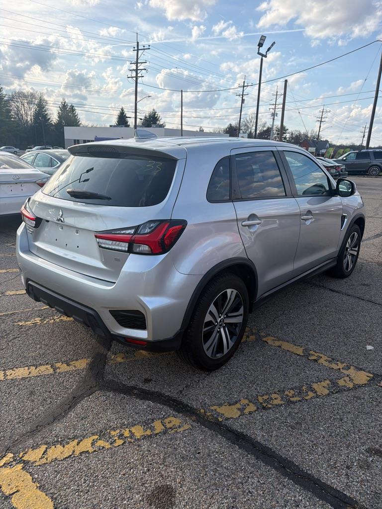 Mitsubishi Outlander Sport 2.0 SE CVT 2021