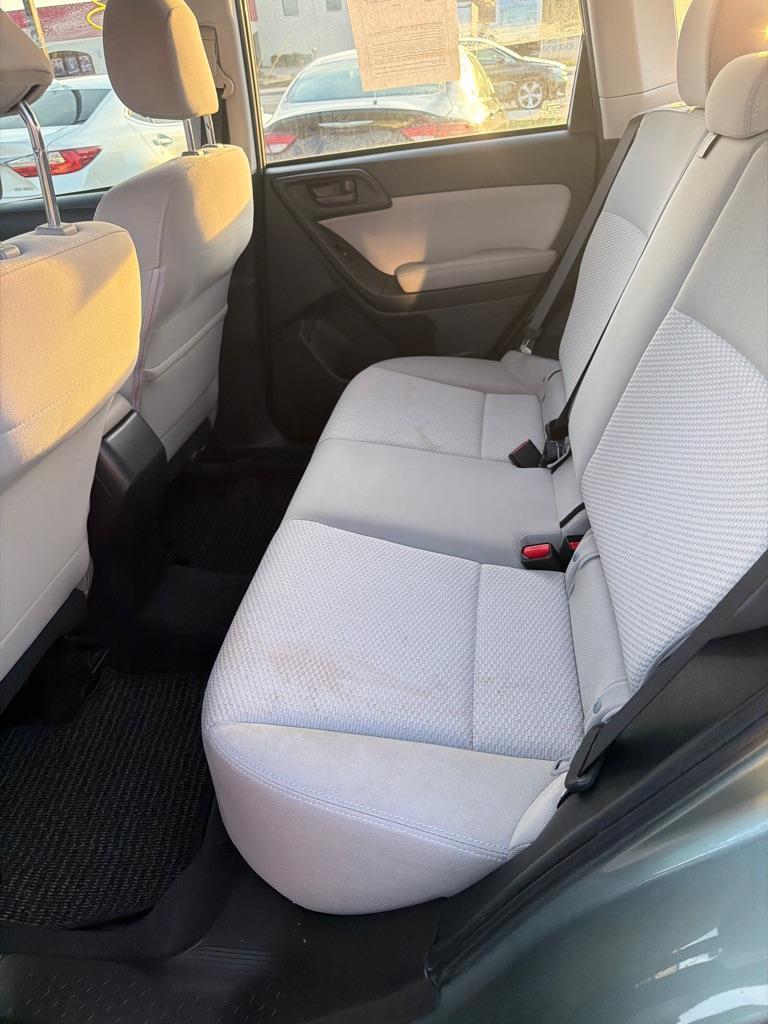 Subaru Forester 2.5i Premium PZEV CVT 2016