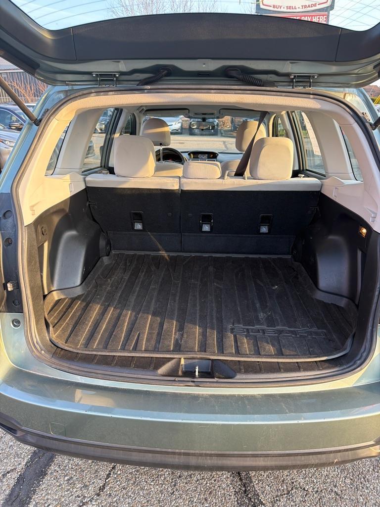 Subaru Forester 2.5i Premium PZEV CVT 2016