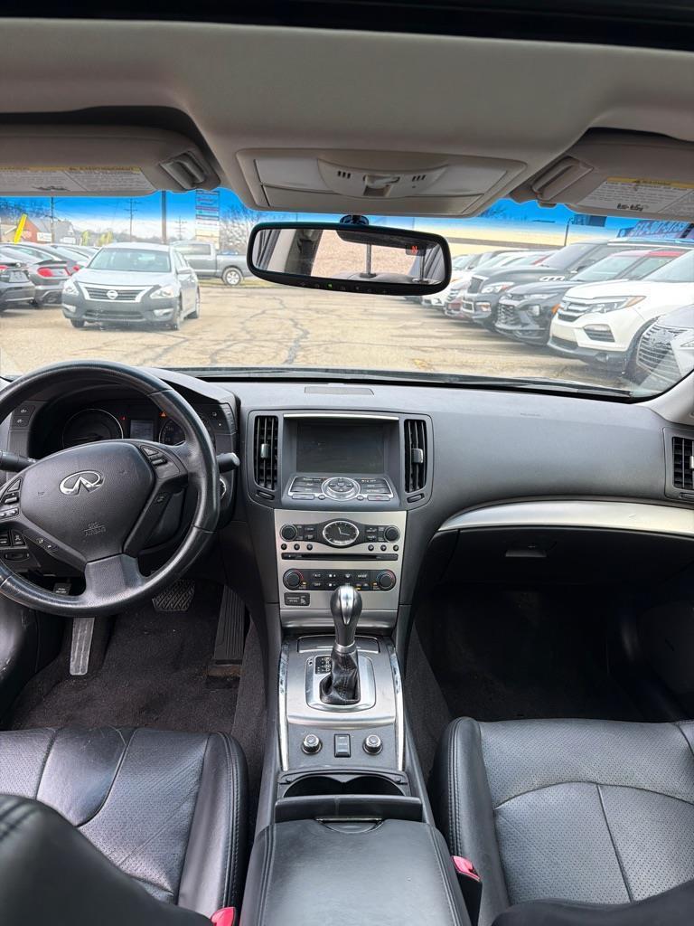 Infiniti G Sedan 37x AWD 2012