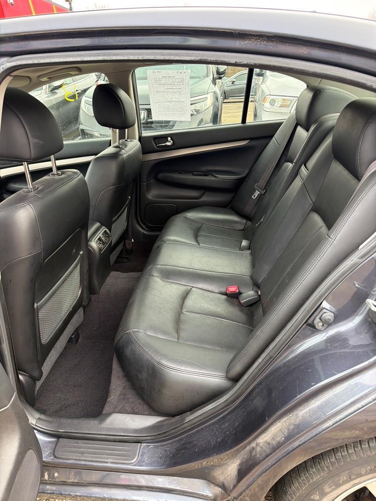 Infiniti G Sedan 37x AWD 2012