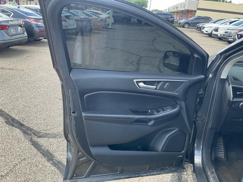Ford Edge SEL FWD 2015