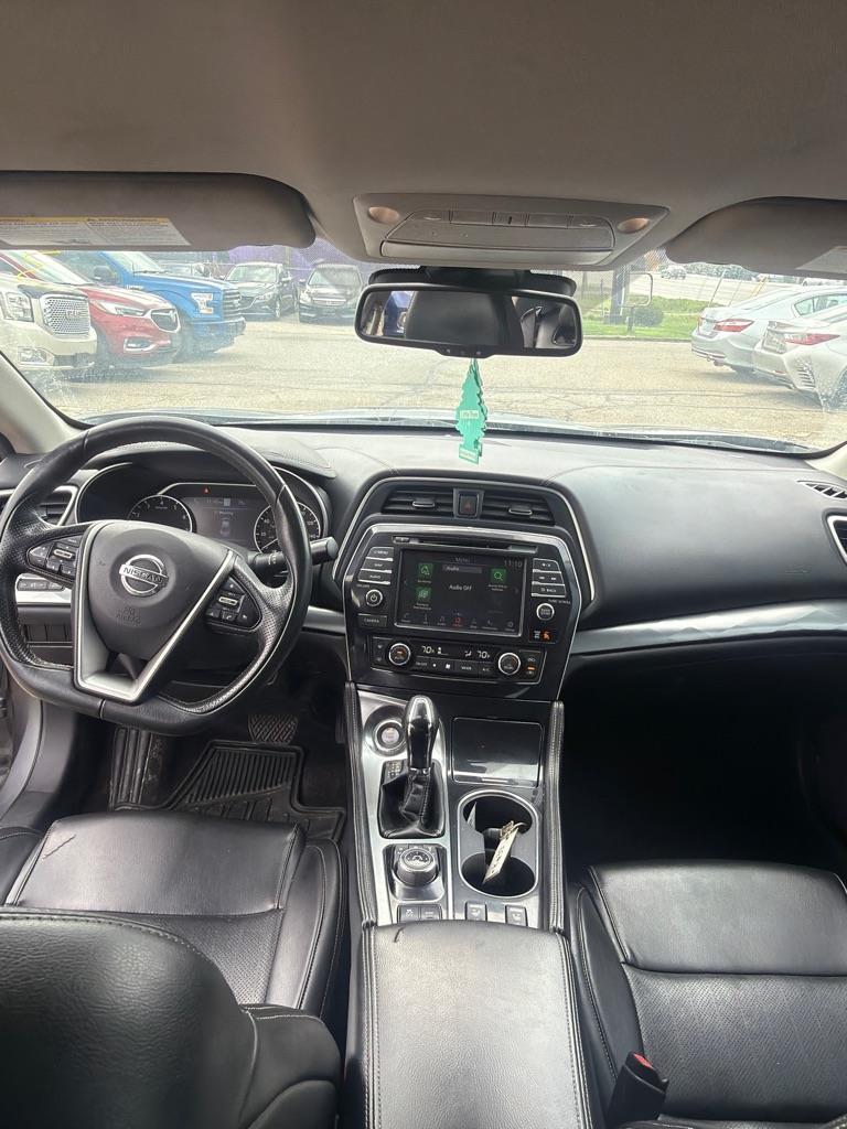 Nissan Maxima 3.5 SV 2020