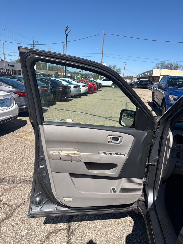 Honda Pilot EX-L 4WD 5-Spd AT 2011