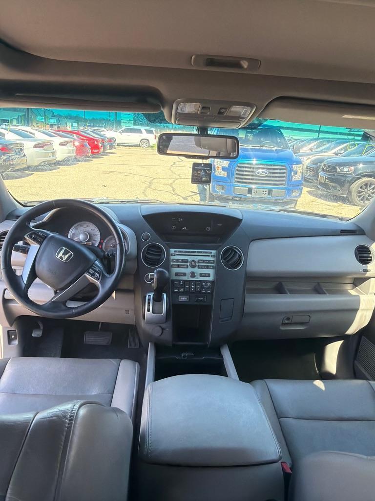 Honda Pilot EX-L 4WD 5-Spd AT 2011