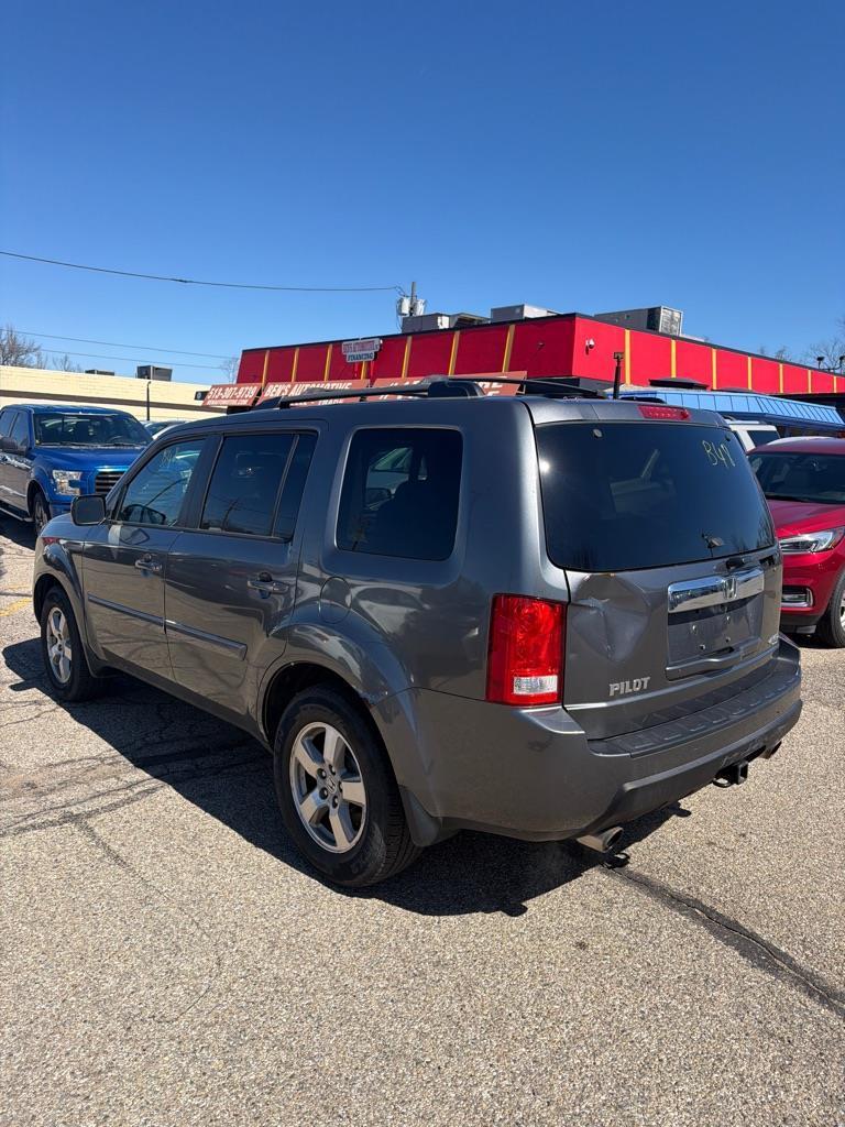 Honda Pilot EX-L 4WD 5-Spd AT 2011