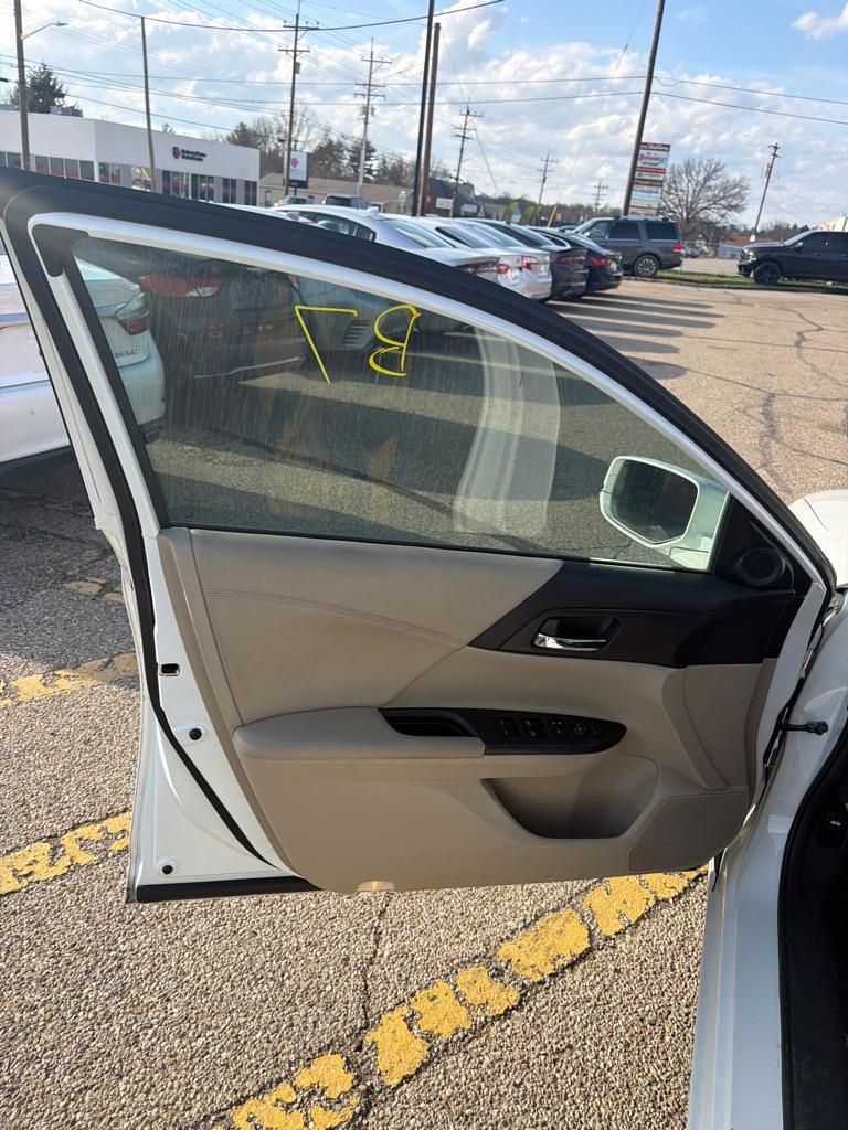 Honda Accord Hybrid Base 2014