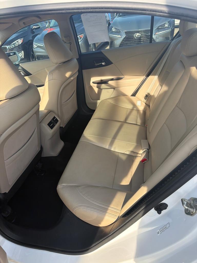 Honda Accord Hybrid Base 2014