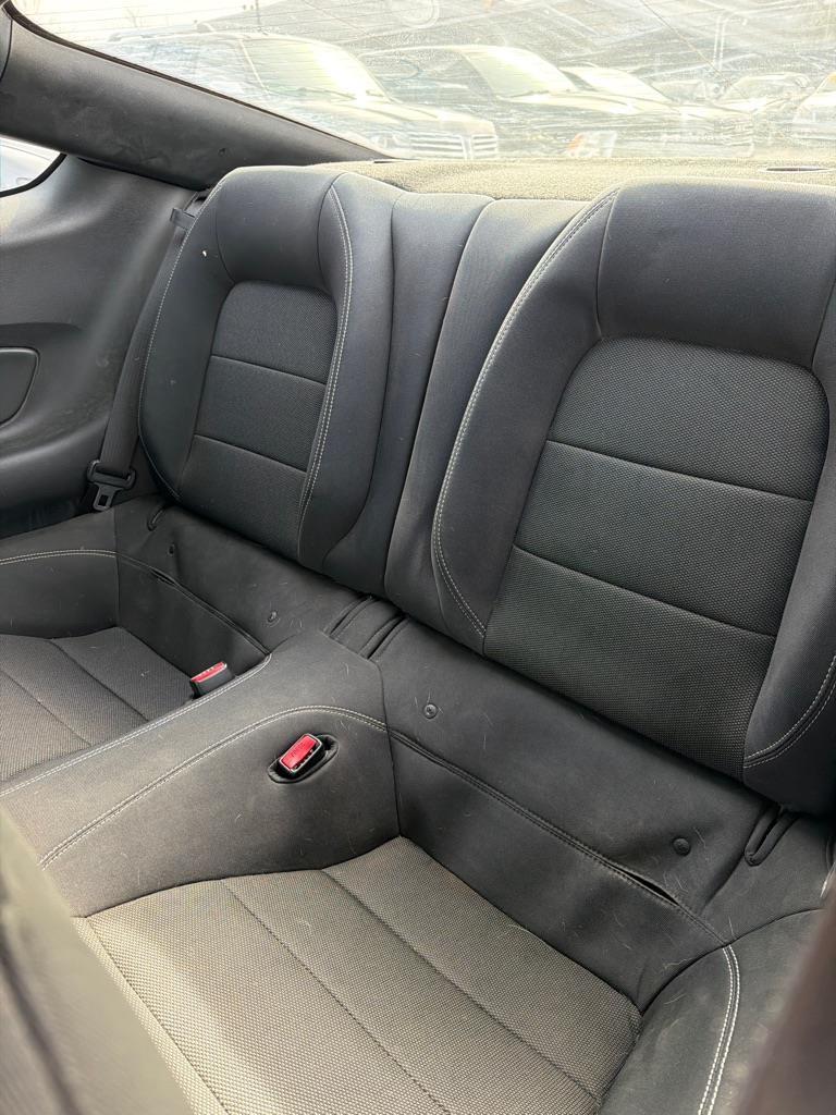 Ford Mustang V6 Coupe 2016