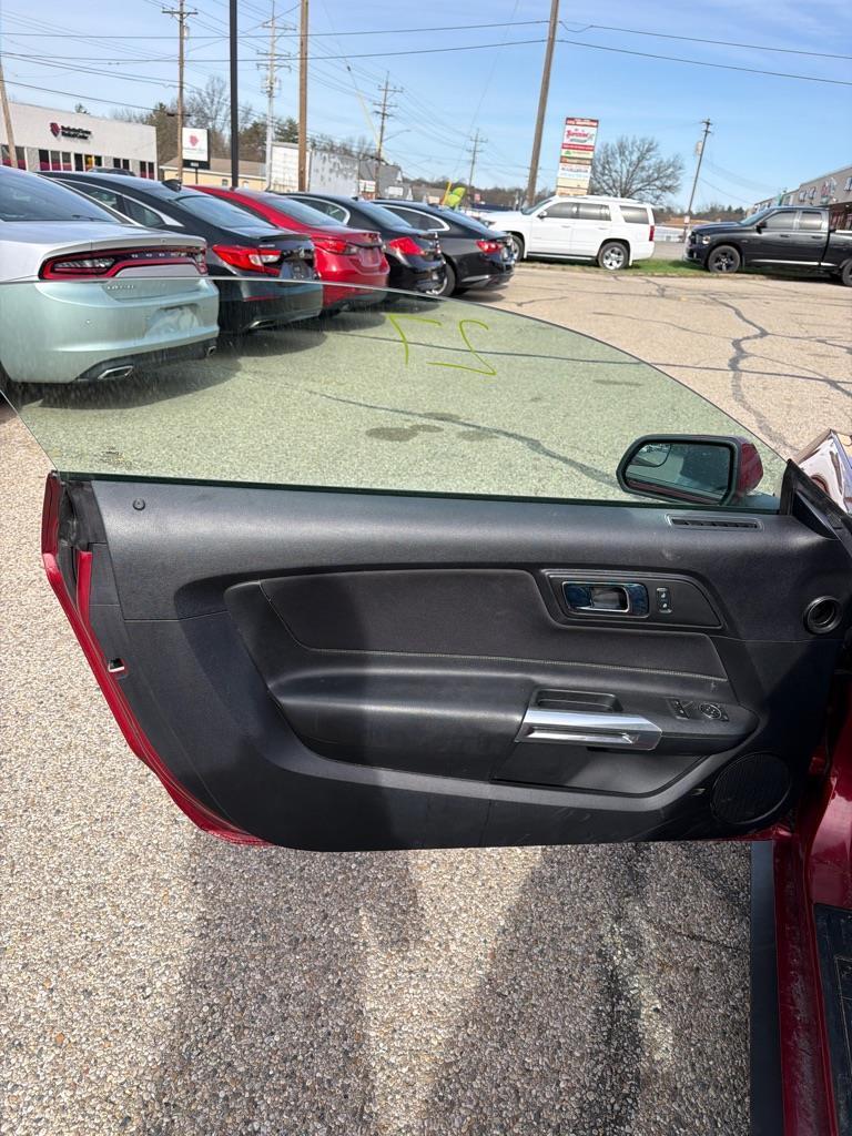 Ford Mustang V6 Coupe 2016