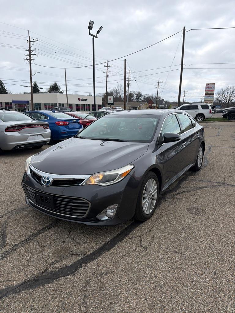 Toyota Avalon Hybrid XLE Touring 2013