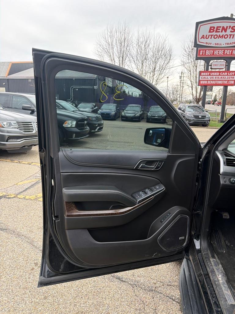 Chevrolet Suburban LT 4WD 2018