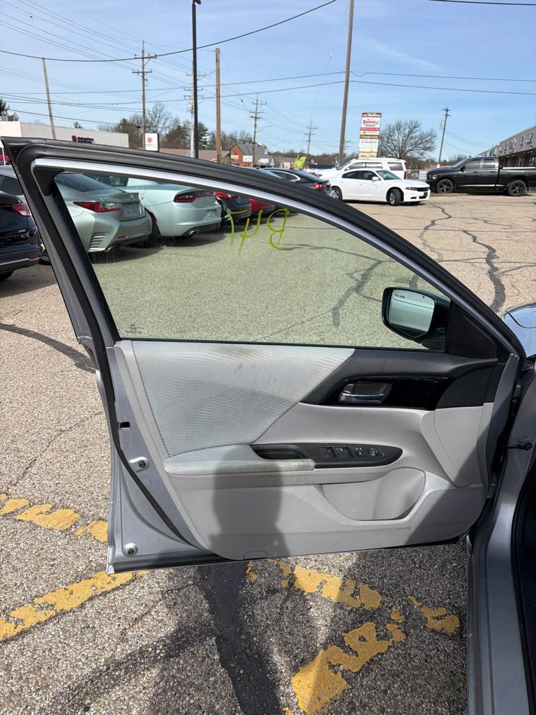 Honda Accord LX Sedan CVT 2016