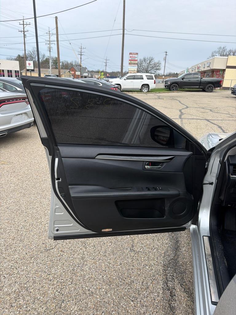 Lexus ES 350 Sedan 2015