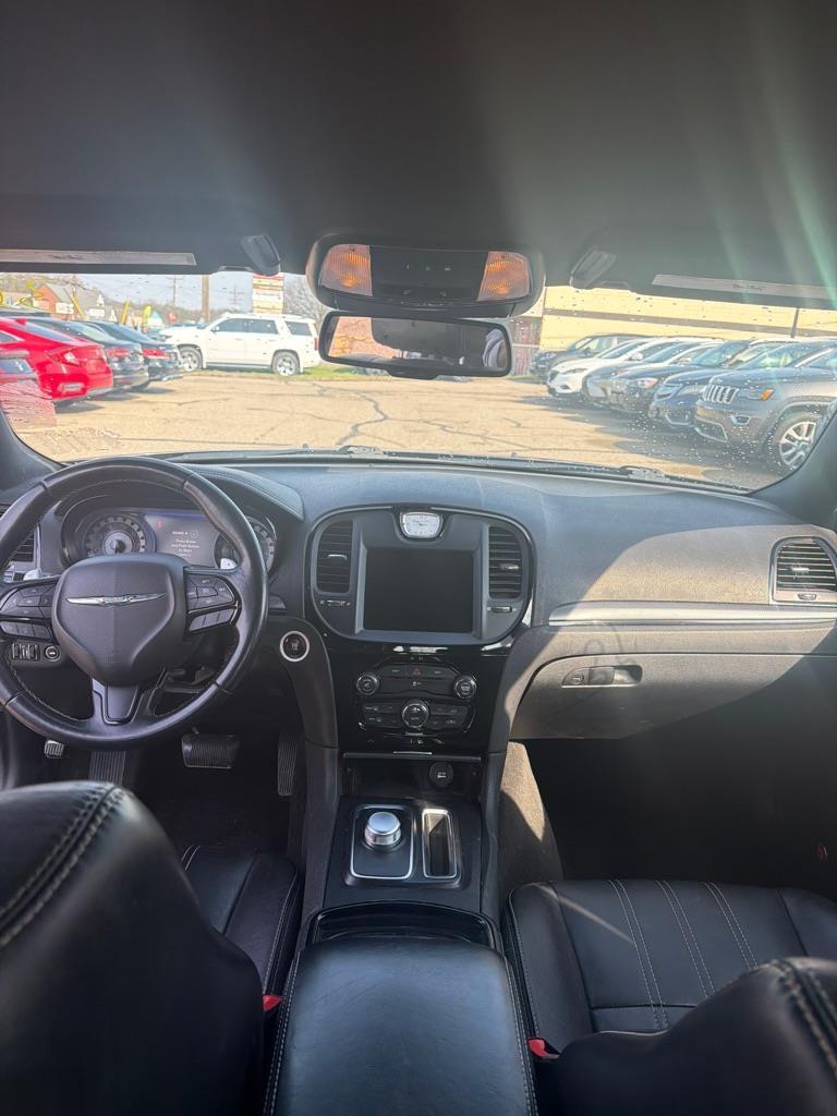 Chrysler 300 S V6 AWD 2015