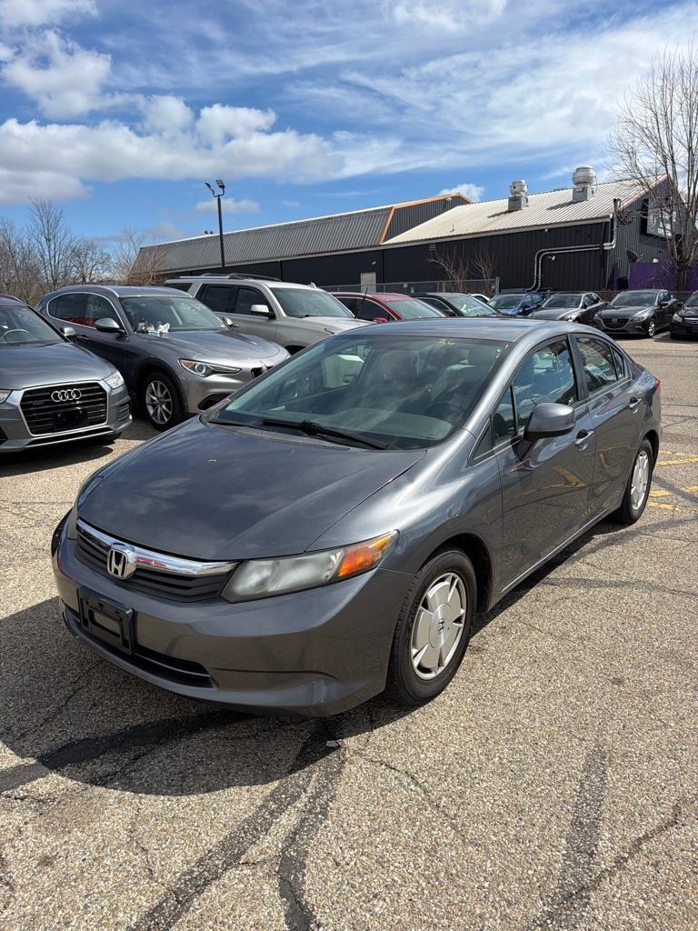 Honda Civic HF Sedan 5-Speed AT 2012
