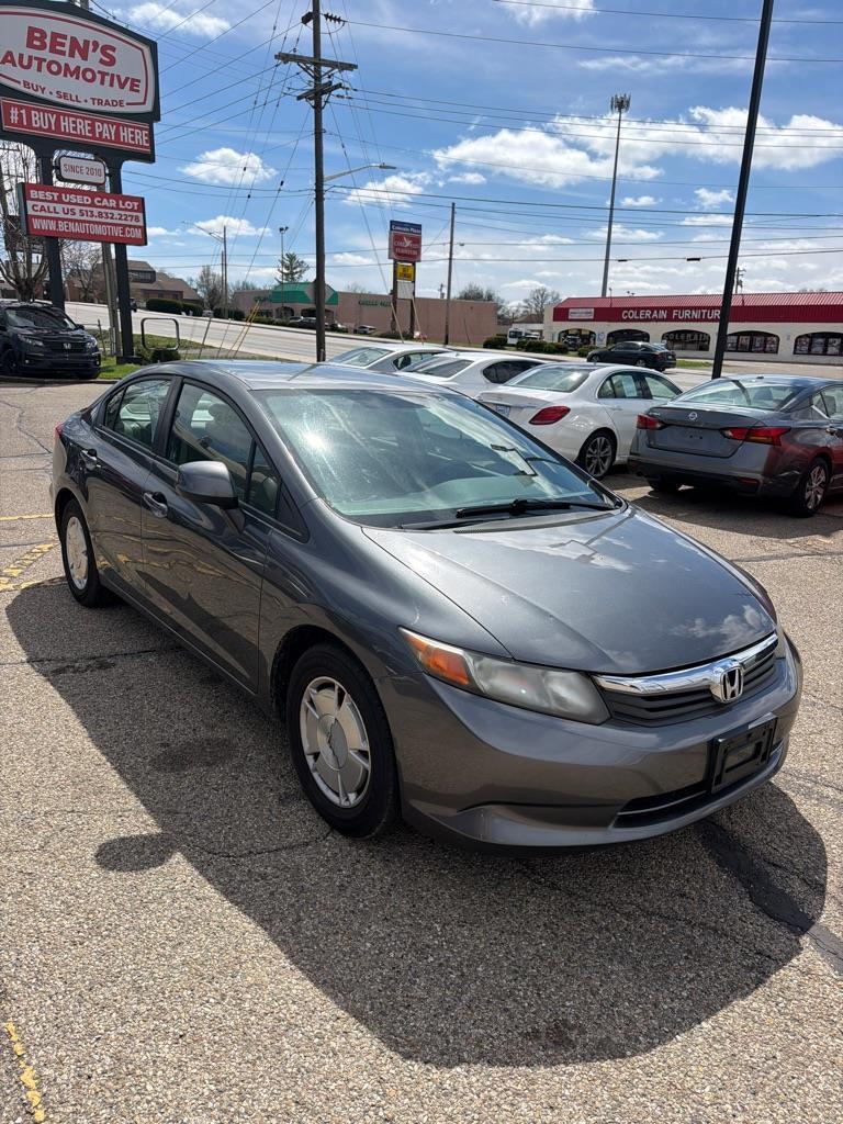Honda Civic HF Sedan 5-Speed AT 2012