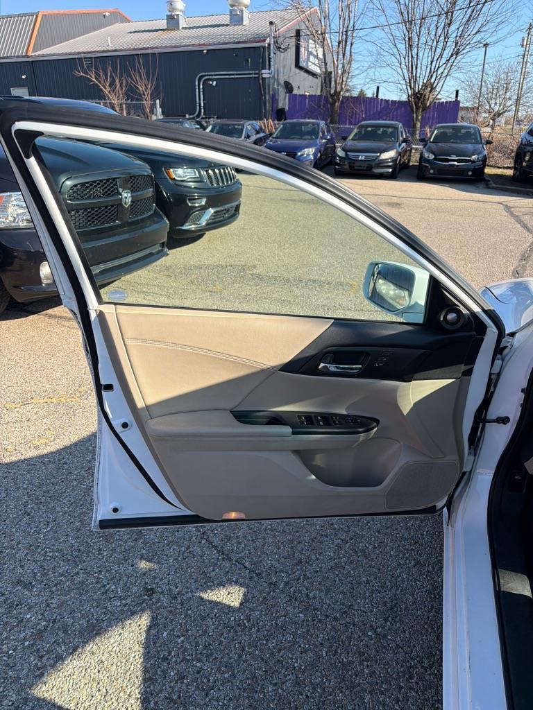 Honda Accord EX-L V6 Sedan AT 2013