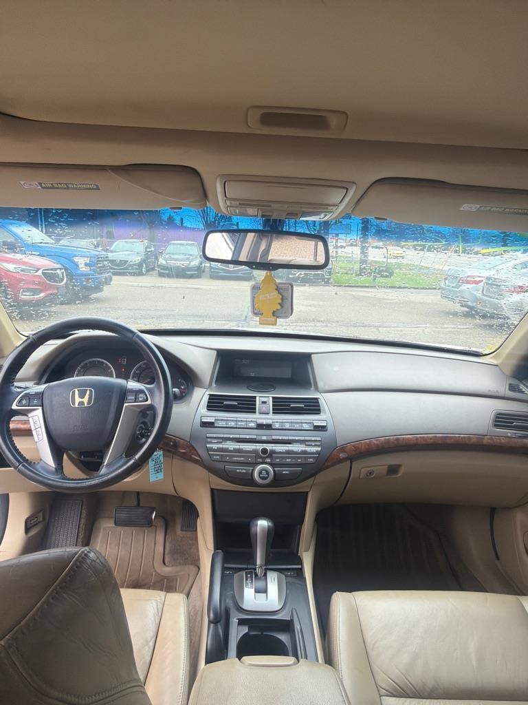 Honda Accord EX-L V-6 Sedan AT 2010