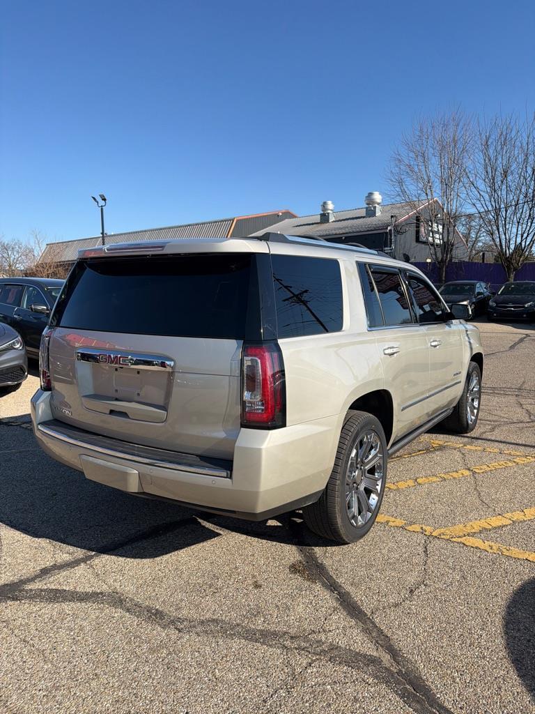 GMC Yukon Denali 4WD 2015
