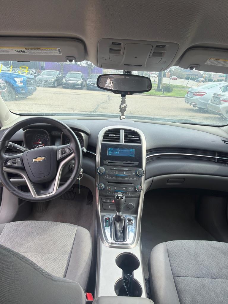 Chevrolet Malibu LS 2013