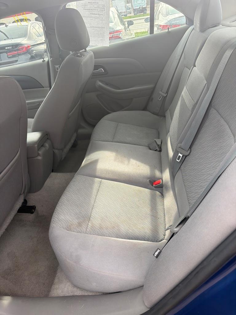 Chevrolet Malibu LS 2013