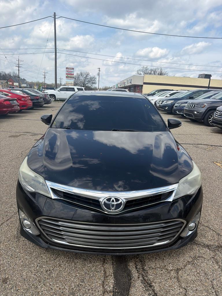 2013 Toyota Avalon XLE
