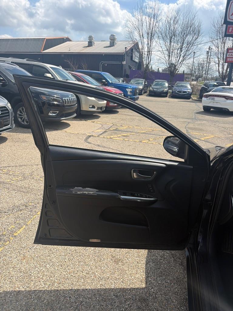 Toyota Avalon XLE 2013