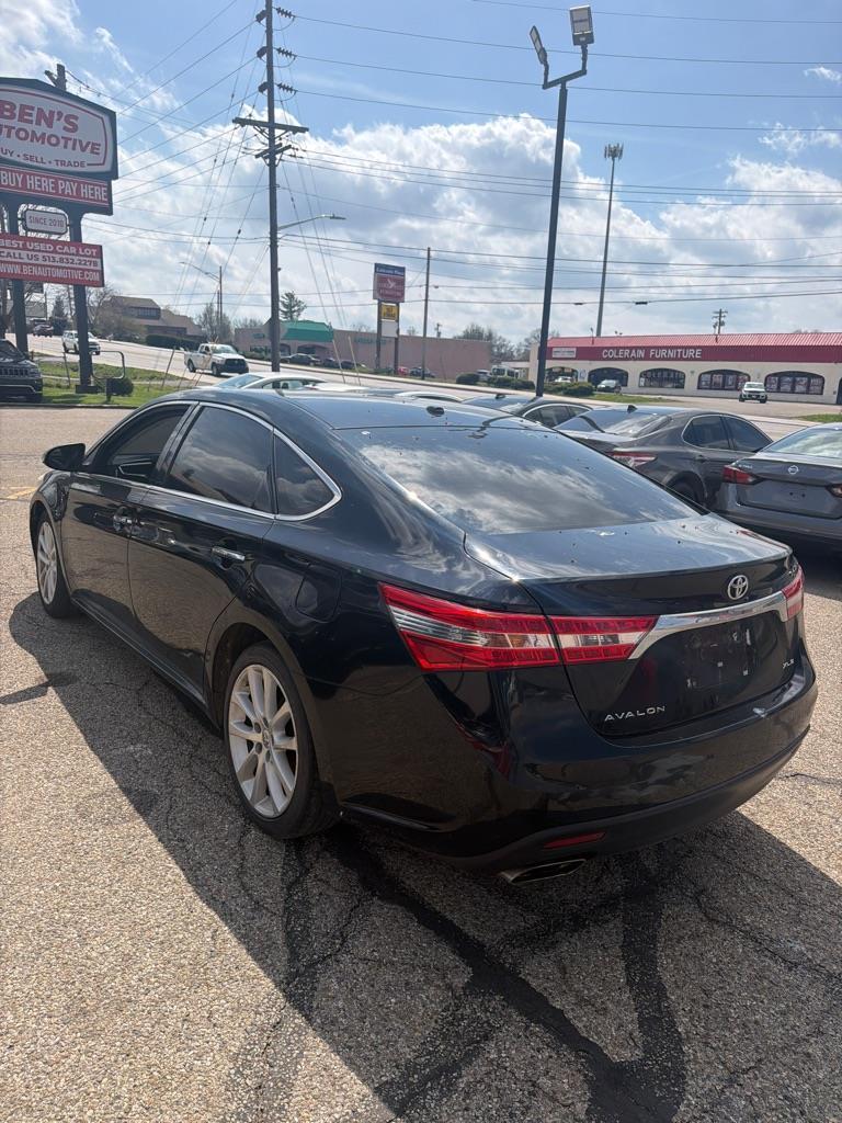 Toyota Avalon XLE 2013