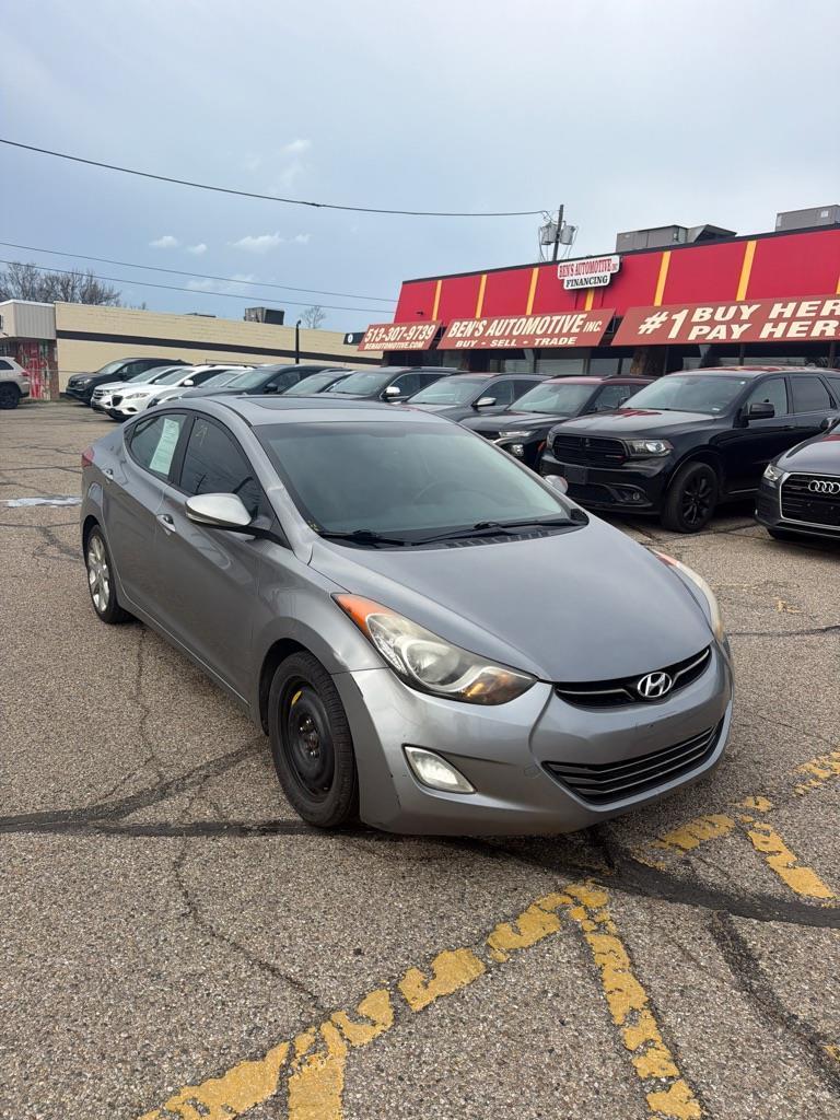Hyundai Elantra GLS A/T 2012