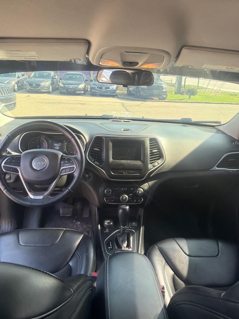 Jeep Cherokee Latitude Plus 4WD 2019