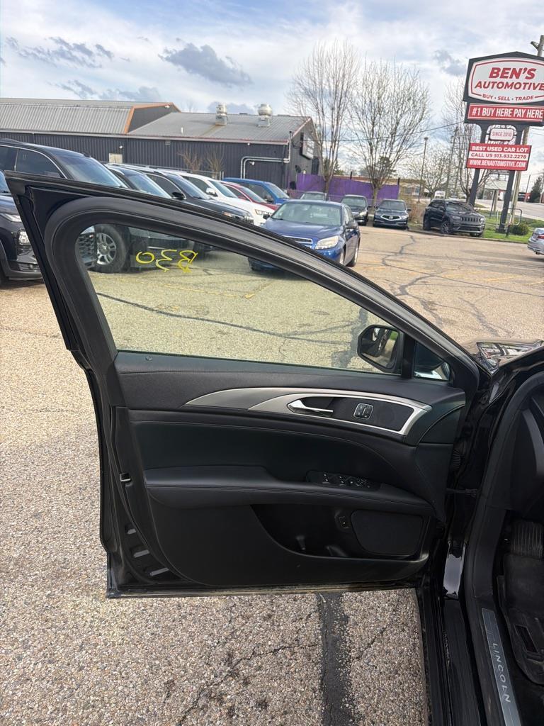 Lincoln MKZ Hybrid Premier 2017