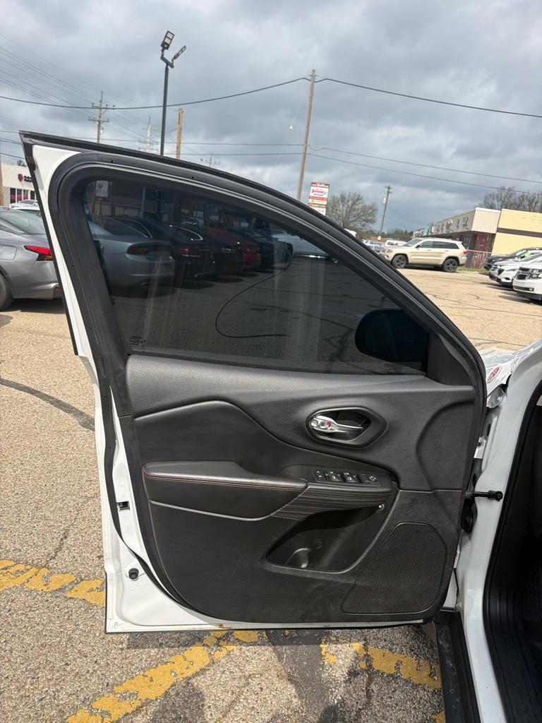 Jeep Cherokee Trailhawk 4WD 2015