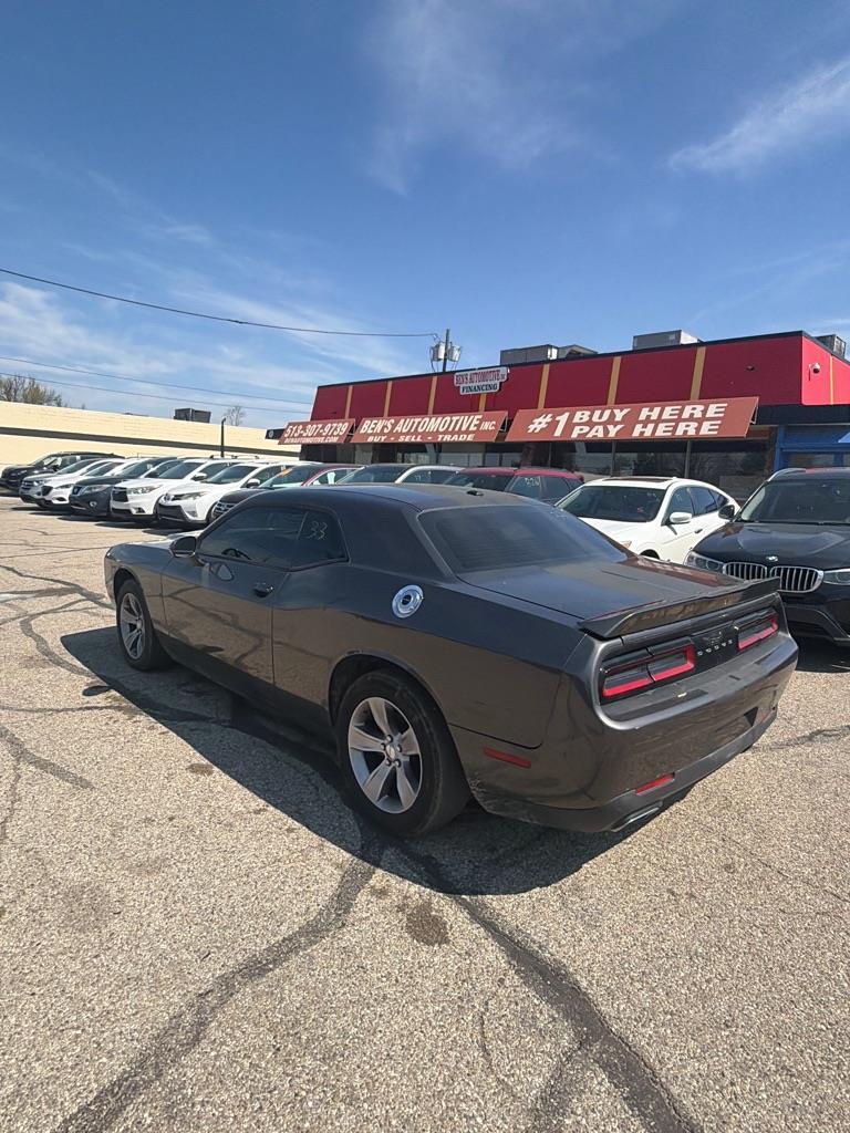 Dodge Challenger SXT 2021
