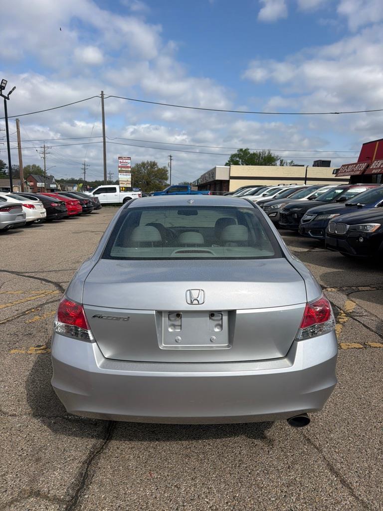Honda Accord EX-L Sedan AT 2010